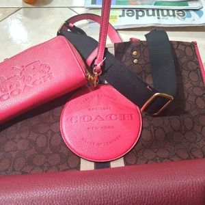 Nwt Coach 40" dempsey jaquard tote with matching wallet